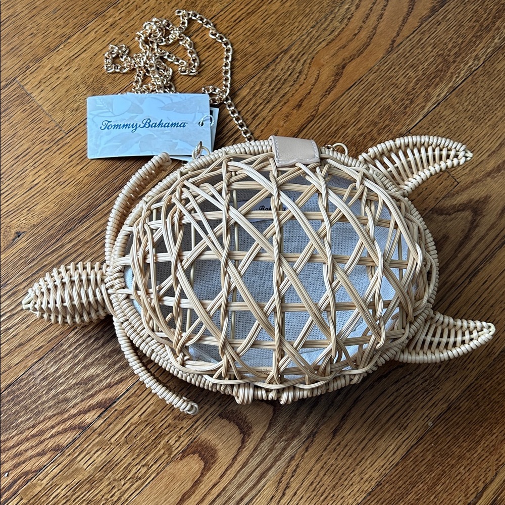 Tommy Bahama Turtle Clutch/Crossbody